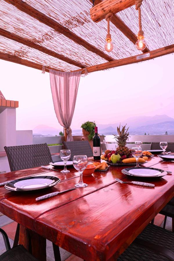 Haritos Holidays Home Pombia 外观 照片