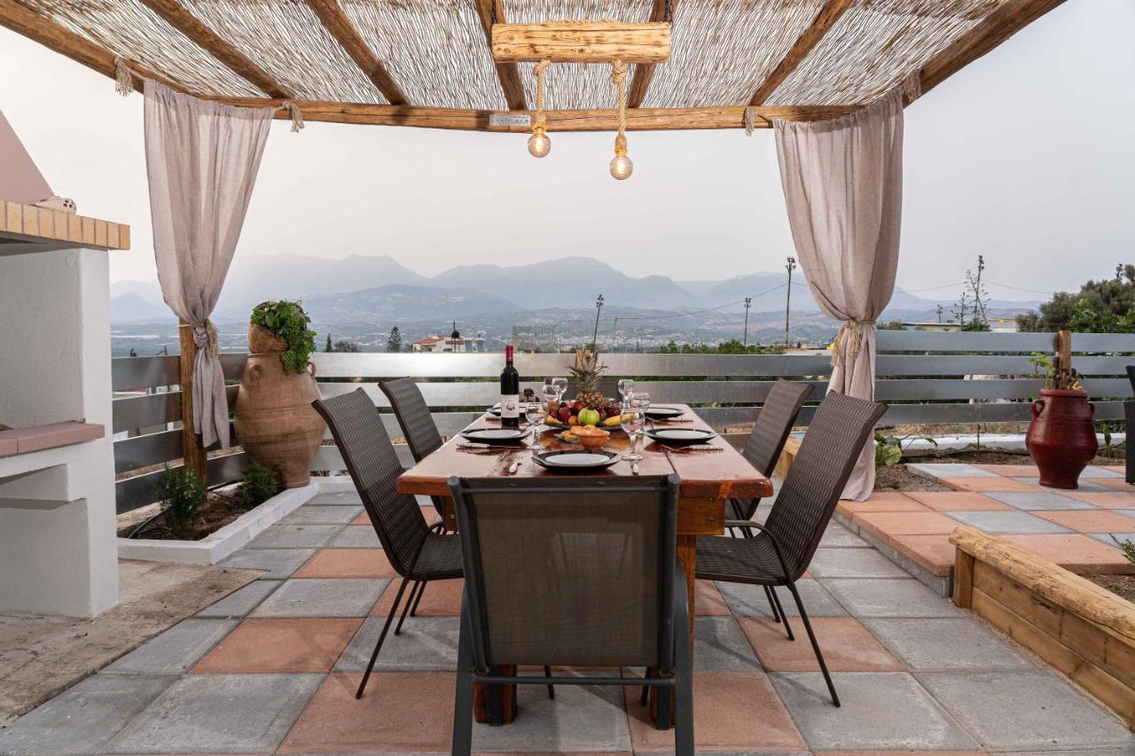 Haritos Holidays Home Pombia 外观 照片